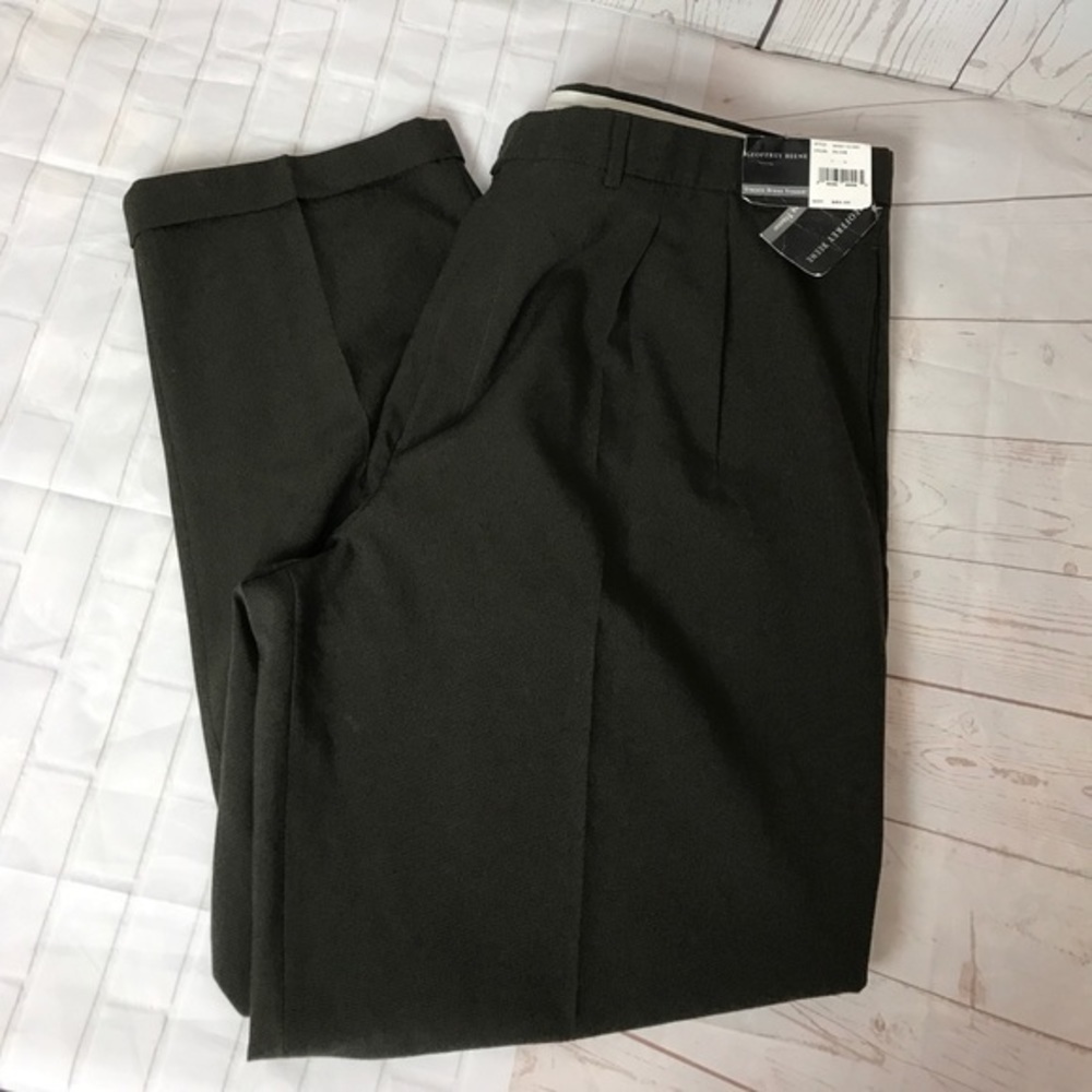 Classic dress trouser W46 L32 Olive